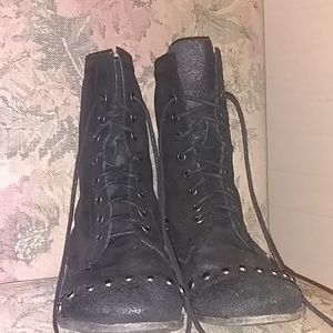 Women's combat boots